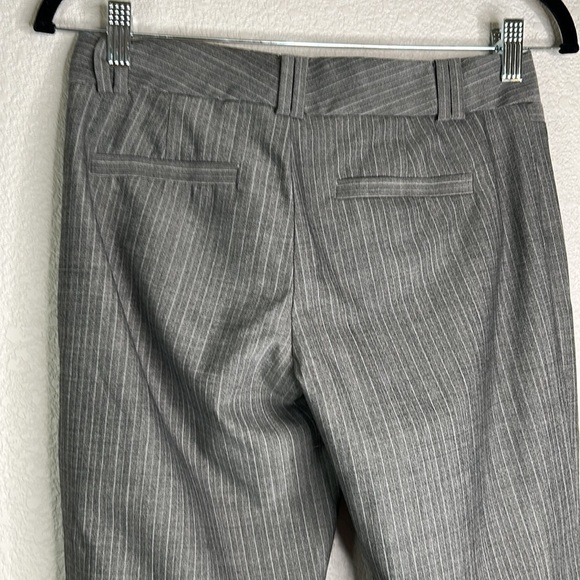 Banana Republic The Logan Fit Wool Gray Pinstripe Stretch Wide Leg Pants Size 0P - Picture 5 of 8